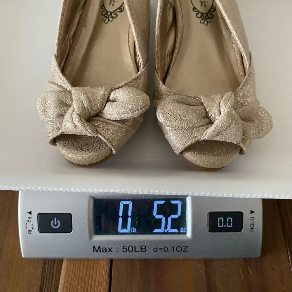 Joyfolie Toddler’s Gold Sparkle Sling Back High Heel Dress Shoes Size 9